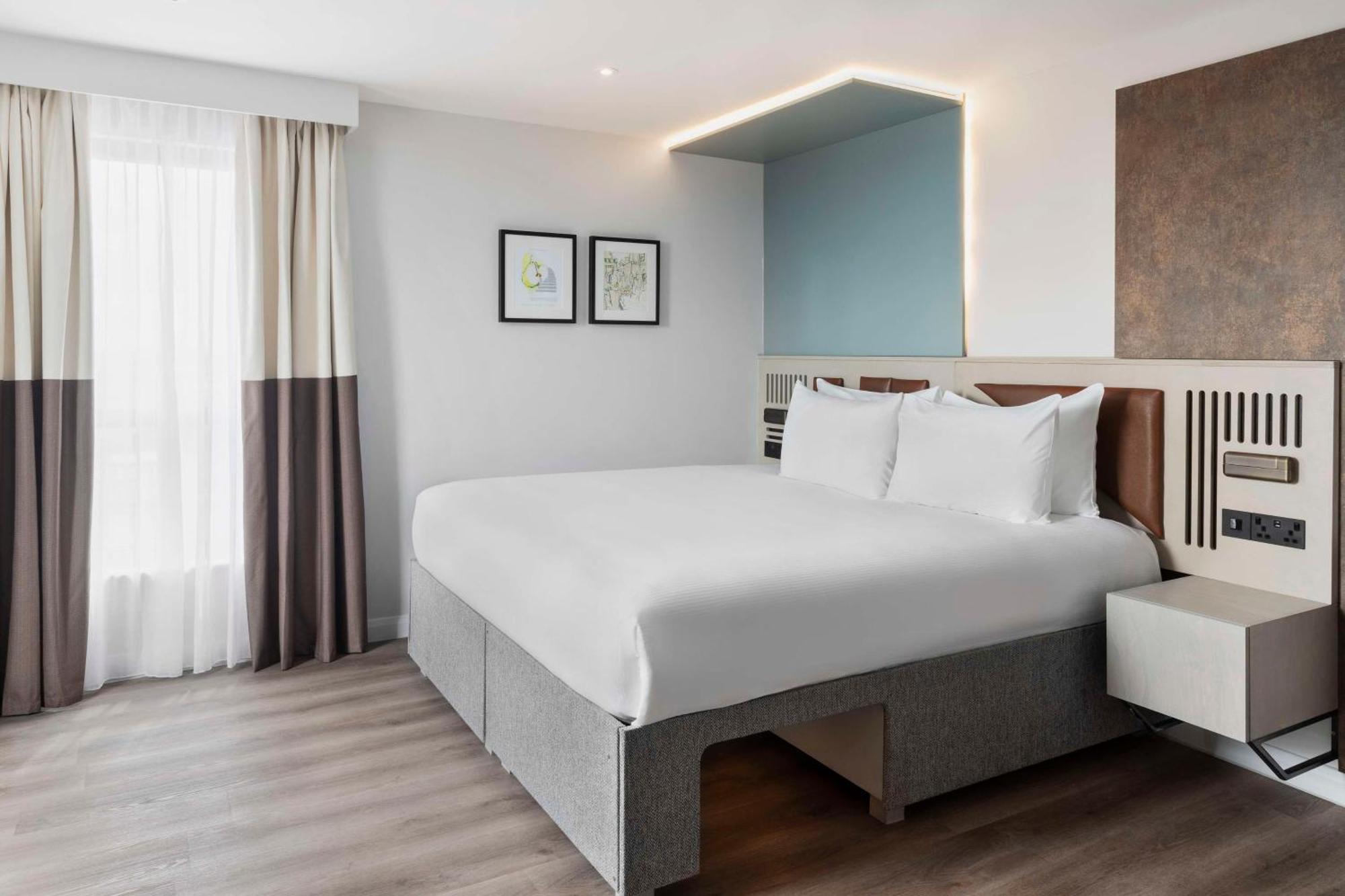 Spark By Hilton London Romford Exterior photo